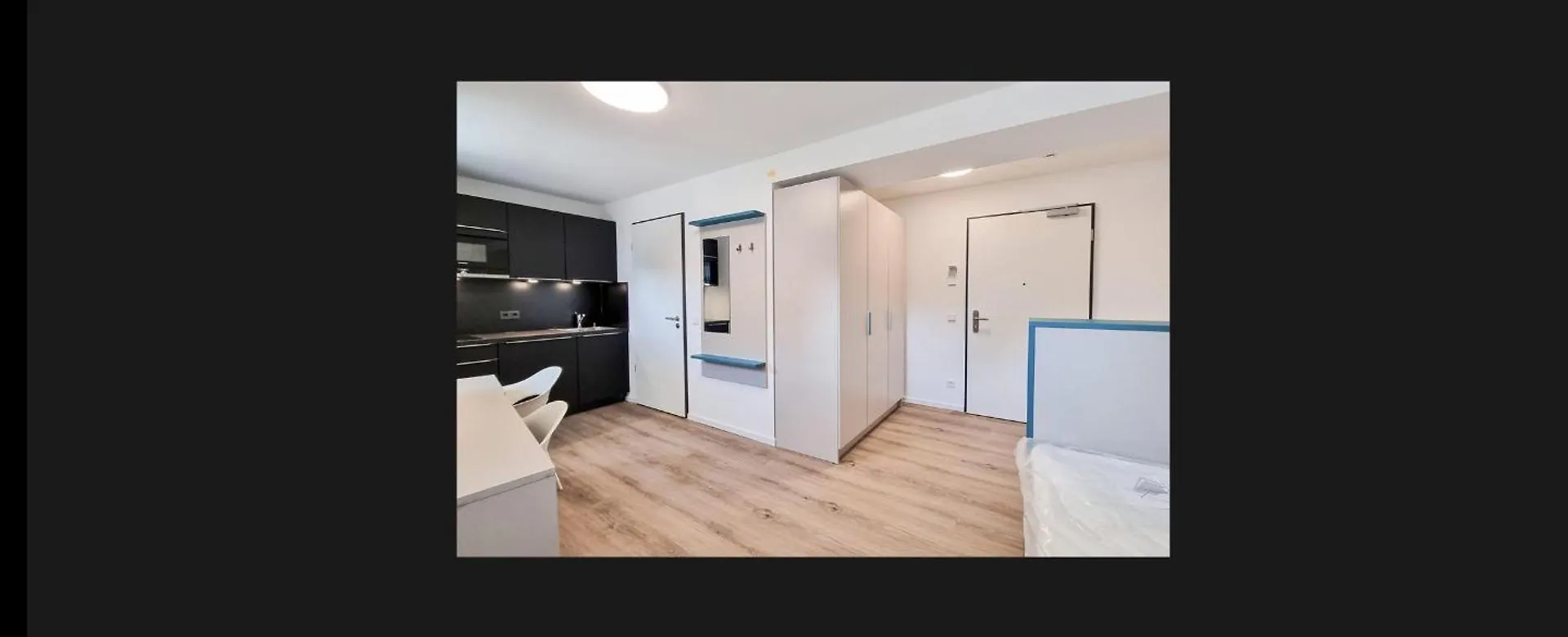 Modern Apartment Selfcheck In Nuremberg